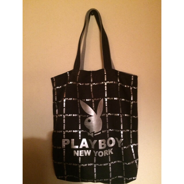 PLAYBOY(プレイボーイ)の【値下げ】プレイボーイ☆トートバッグ 黒 レディースのバッグ(トートバッグ)の商品写真