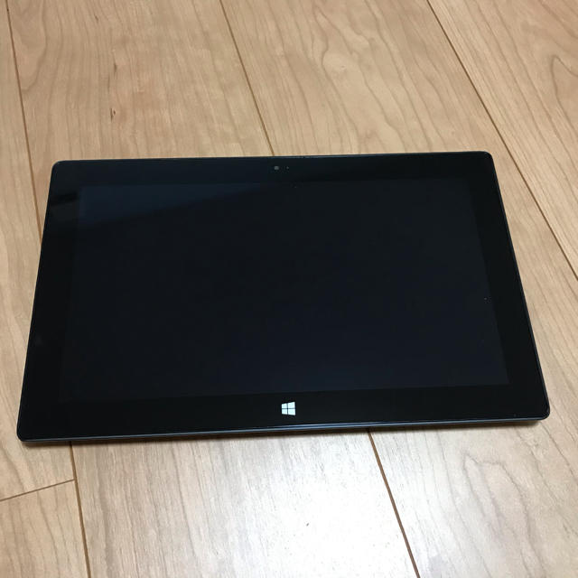 surface pro 2 本体とアダプター付き　(難あり)最終値下げしました。