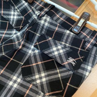 バーバリーブルーレーベル(BURBERRY BLUE LABEL)の♡美品バーバリーブルーレーベル  チェックパンツ　ブラック　38(カジュアルパンツ)