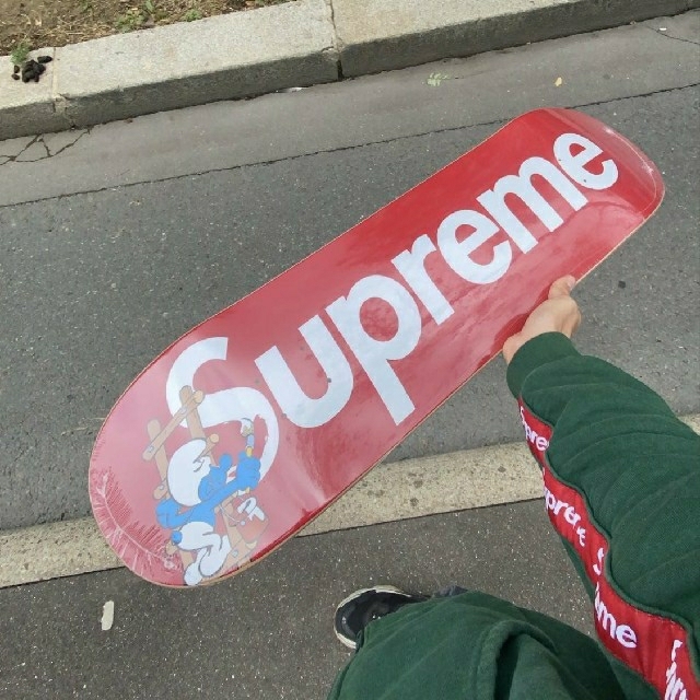 Supreme(シュプリーム)のSupreme Smurfs Skateboard スポーツ/アウトドアのスポーツ/アウトドア その他(スケートボード)の商品写真