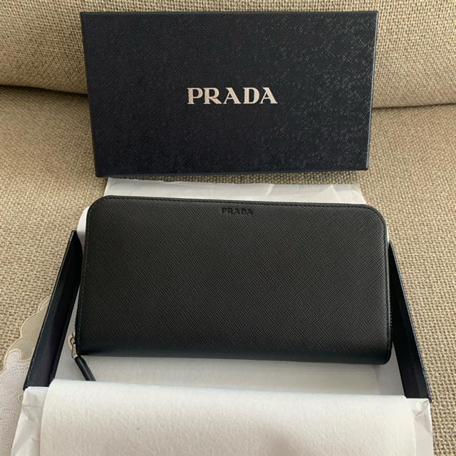 PRADA(プラダ)のmikku様専用　　PRADA メンズ　長財布　『新品未使用』 メンズのファッション小物(長財布)の商品写真