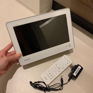 トウシバ(東芝)のTOSHIBA REGZA地デジ搭載ポータブル防水プレイヤー 10型(ブルーレイプレイヤー)