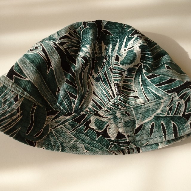 H&M(エイチアンドエム)のバケットハット モンステラ メンズの帽子(ハット)の商品写真