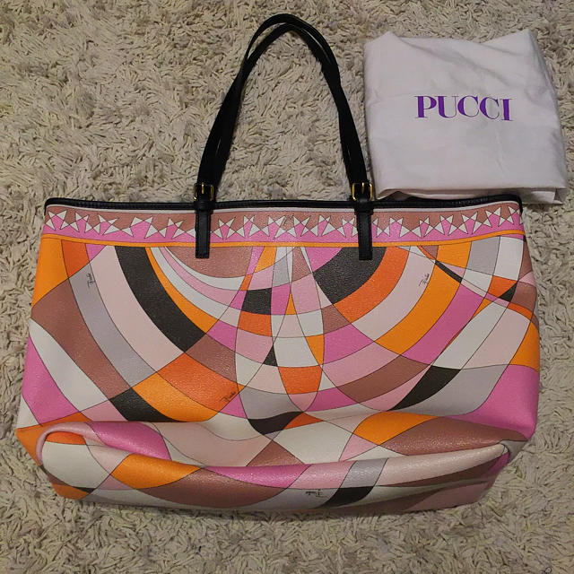 EMILIO PUCCI(エミリオプッチ)の新品 ♡ プッチ トート ♡bigサイズ レディースのバッグ(トートバッグ)の商品写真