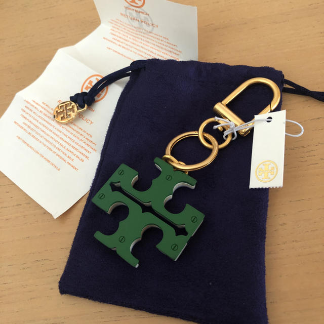 Tory Burch(トリーバーチ)の【新品】トリーバーチ Tory Burch キーホルダー レディースのファッション小物(キーホルダー)の商品写真