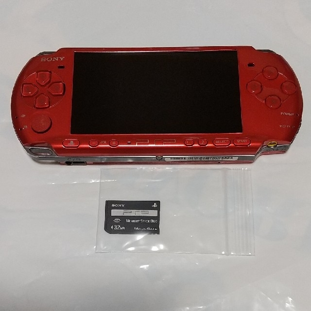 PlayStation Portable(プレイステーションポータブル)のPSP 3000 本体     エンタメ/ホビーのゲームソフト/ゲーム機本体(携帯用ゲーム機本体)の商品写真