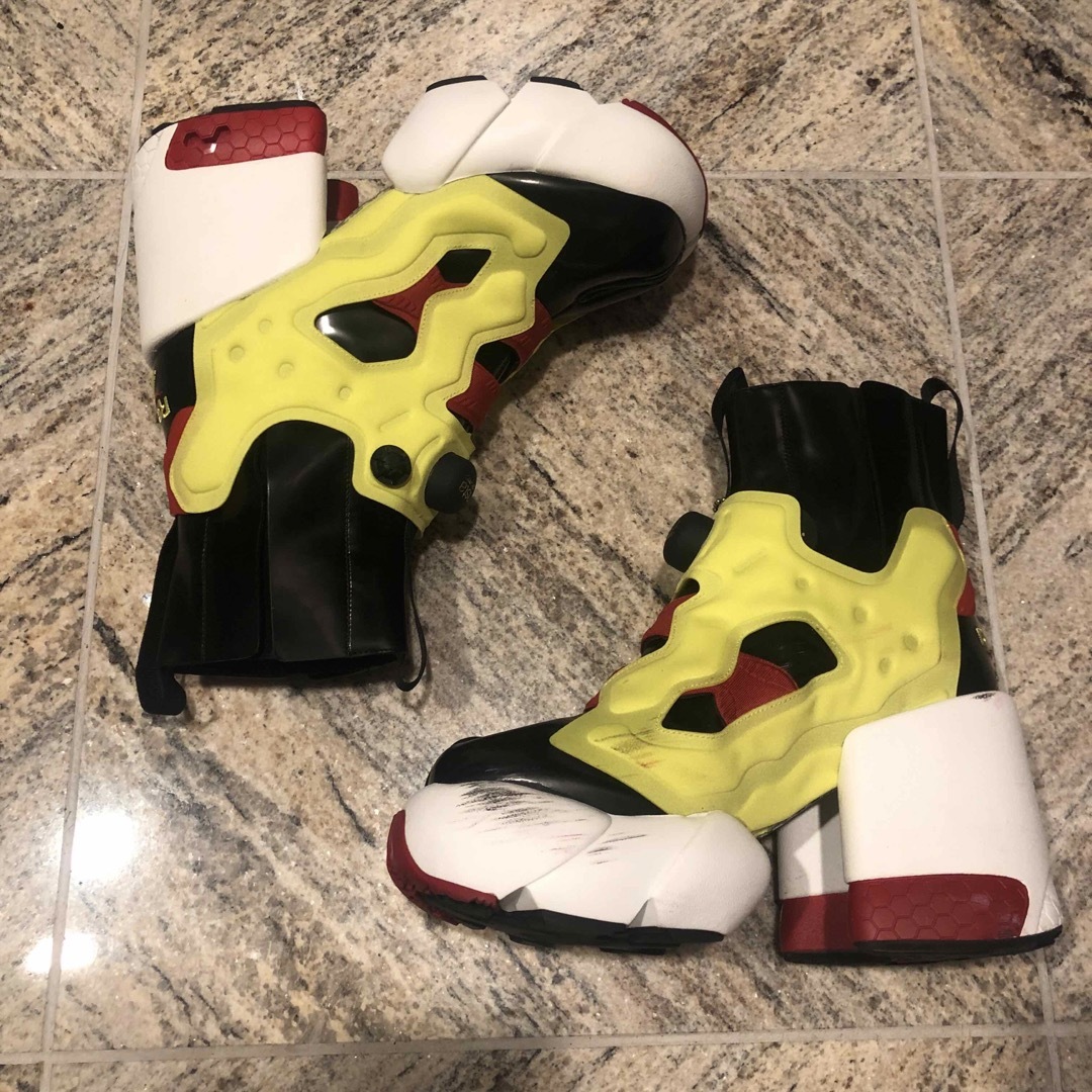 Maison Martin Margiela(マルタンマルジェラ)のmaison margiela reebok instapump fury hi レディースの靴/シューズ(スニーカー)の商品写真