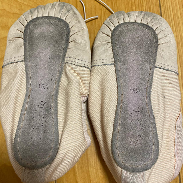 repetto(レペット)のsylviaのバレエシューズ　16.5 キッズ/ベビー/マタニティのキッズ靴/シューズ(15cm~)(その他)の商品写真