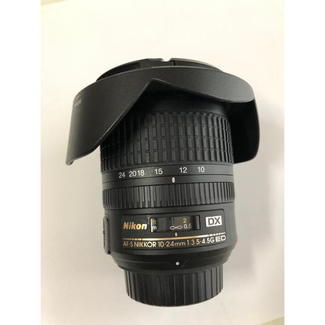 ニコン AF-S DX NIKKOR 10-24mm f/3.5-4.5G EDカメラ