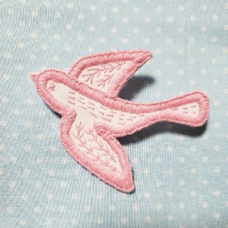 鳥の刺繍ブローチの通販 by U's shop|ラクマ