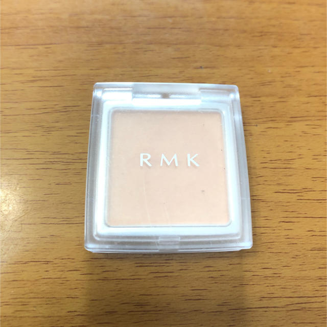 RMK(アールエムケー)のRMK アイシャドウ ベージュ コスメ/美容のベースメイク/化粧品(アイシャドウ)の商品写真