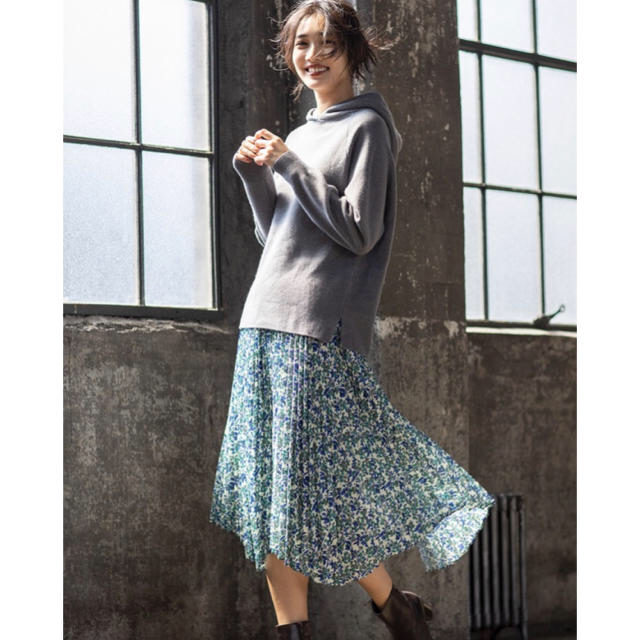 人気絶頂スカート自由区2019AW【新品、洗える】イタリアRATTIペイズリープリント