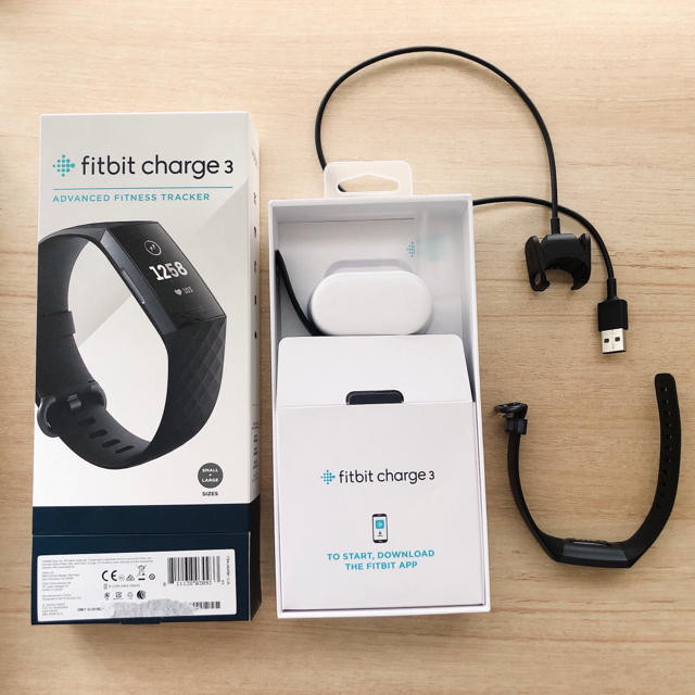 Fitbit Charge3 フィットネストラッカー FB410GMBK-CJK