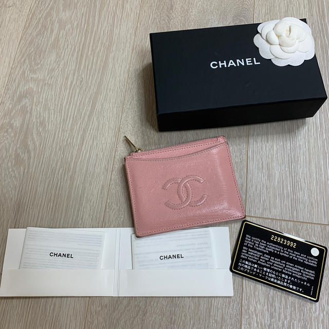 CHANEL(シャネル)のCHANEL パスケース　カードケース レディースのファッション小物(名刺入れ/定期入れ)の商品写真