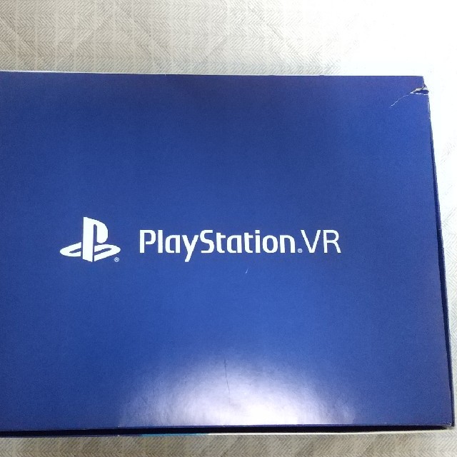 PlayStation VR(プレイステーションヴィーアール)のPlayStation VR “VR WORLDS” 同梱版 エンタメ/ホビーのゲームソフト/ゲーム機本体(その他)の商品写真