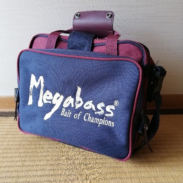 メガバス タックルバック Megabass