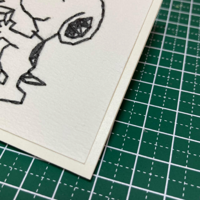 SNOOPY(スヌーピー)のウッドストック　刺繍　メッセージカード ハンドメイドの文具/ステーショナリー(カード/レター/ラッピング)の商品写真