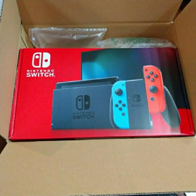 新品 Nintendo Switch ネオン