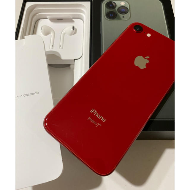 iPhone8SIMフリー/プロダクトレッド64GBと11proのイヤホン