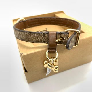COACH - ☆コーチCOACH☆チャーム付シグニチャー小型犬用首輪S☆F26175