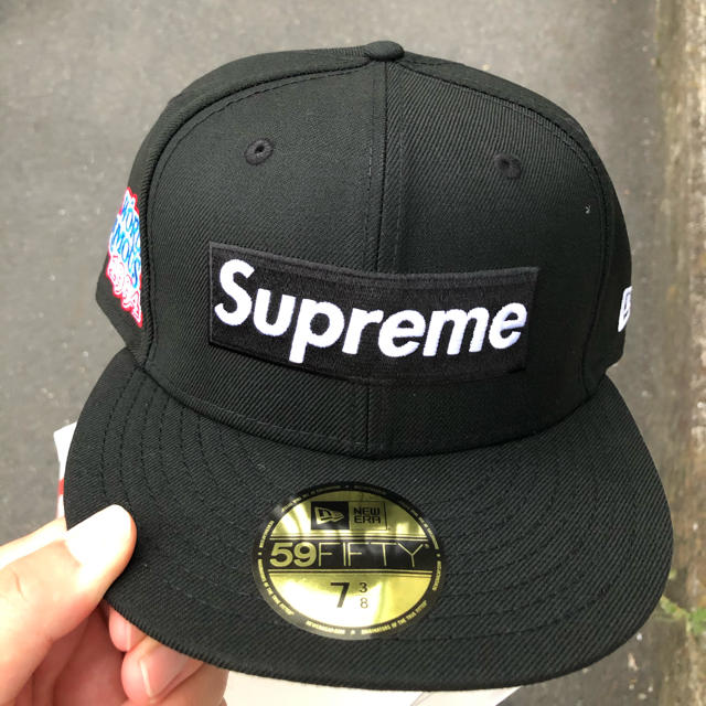 World Famous Box Logo New Era®  7 3/8