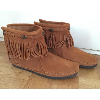 ビームス(BEAMS)のミネトンカ MINNETONKA フリンジブーツ ブラウン 定番 美品(ブーツ)