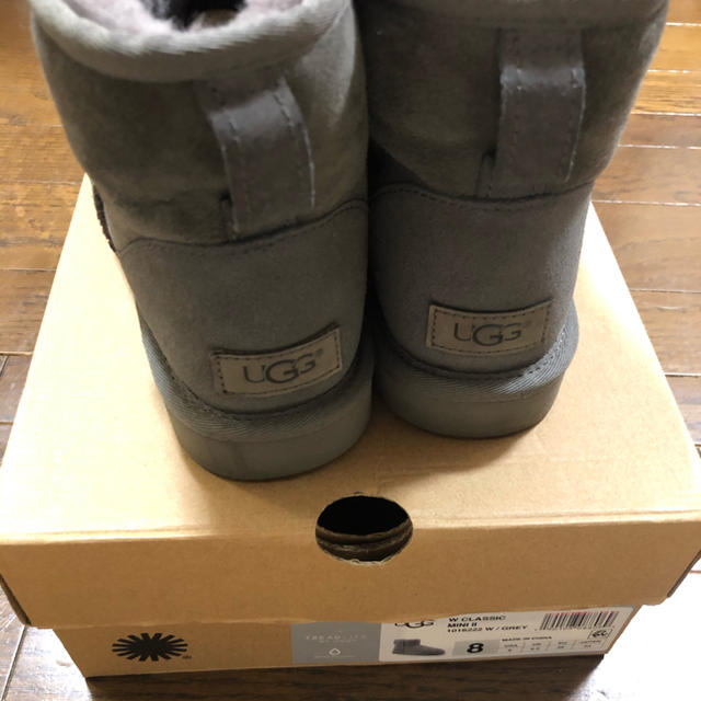 UGG(アグ)のugg ムートンブーツ レディースの靴/シューズ(ブーツ)の商品写真