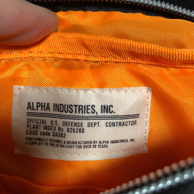 ALPHA INDUSTRIES(アルファインダストリーズ)のALPHA アルファ ショルダーバッグ メンズのバッグ(ショルダーバッグ)の商品写真