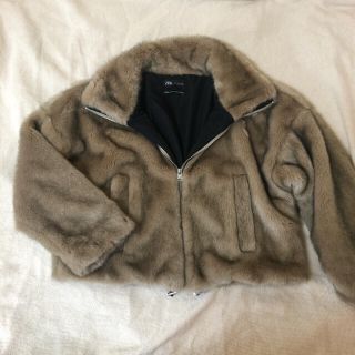 ザラ(ZARA)の【試着のみ美品】ZARA❤︎ファーコート(毛皮/ファーコート)