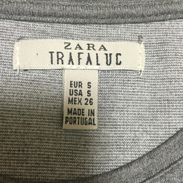 ZARA(ザラ)の美品 ZARA グレーシンプルワンピース レディースのワンピース(ひざ丈ワンピース)の商品写真