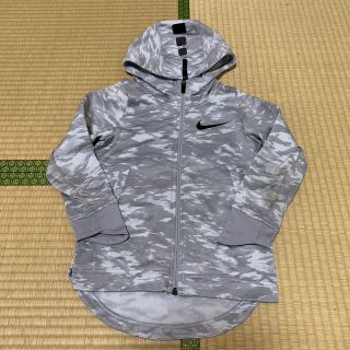 ナイキ(NIKE)のナイキNIKEキッズパーカー(ジャケット/上着)