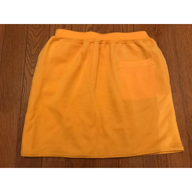 BEAMS(ビームス)のbeams golf💛黄色　ニットスカート　新品未使用 スポーツ/アウトドアのゴルフ(ウエア)の商品写真