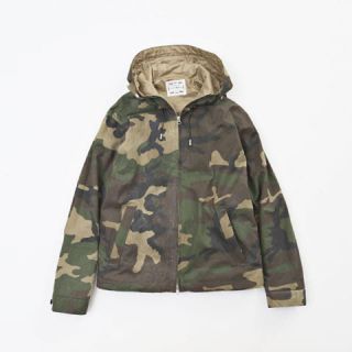 ヴィクティム(VICTIM)のVICTIM CAMOUFLAGE PARKA カモフラマウンテンパーカー(マウンテンパーカー)