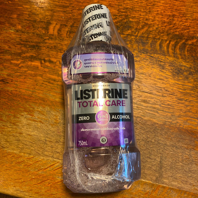 LISTERINE(リステリン)のフッ素配合　タイ　リステリン　750ml 2本セット　正規品　LISTERINE コスメ/美容のオーラルケア(口臭防止/エチケット用品)の商品写真