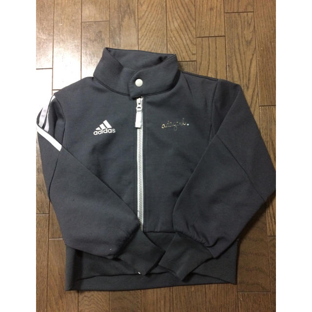 adidas(アディダス)のadidas  ジャージ キッズ/ベビー/マタニティのキッズ服女の子用(90cm~)(ジャケット/上着)の商品写真