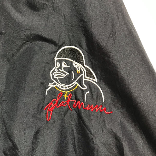 PLATINUM FUBU(プラティナムフブ)の<入手困難> PLATINUM FUBU 刺繍ナイロンジャケット メンズのジャケット/アウター(ナイロンジャケット)の商品写真