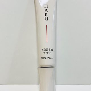 シセイドウ(SHISEIDO (資生堂))のHAKU 薬用美白美容液ファンデ　オークル30(ファンデーション)