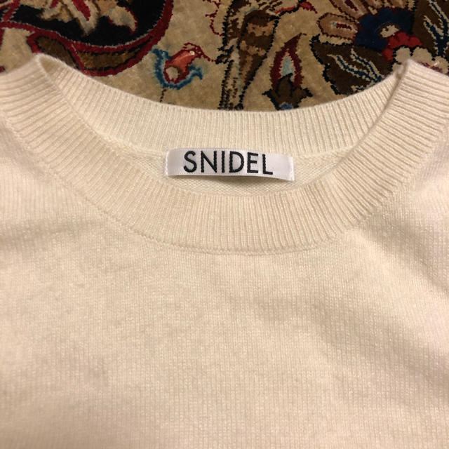 SNIDEL(スナイデル)のSNIDEL ショートスキンニットプルオーバー レディースのトップス(ニット/セーター)の商品写真