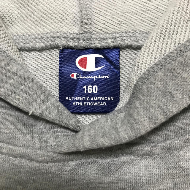 Champion(チャンピオン)のchampion キッズパーカー(160cm) キッズ/ベビー/マタニティのキッズ服男の子用(90cm~)(ジャケット/上着)の商品写真