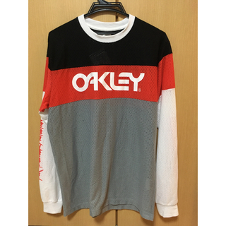 オークリー(Oakley)のColor Block Sweatshirt オークリー OAKLEY(ウエア)