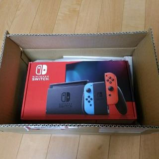 ニンテンドースイッチ(Nintendo Switch)のNintendo Switch　本体(携帯用ゲーム機本体)