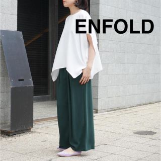 エンフォルド(ENFOLD)の美品★ENFOLD ツイルストレッチランダムヘムトップス(シャツ/ブラウス(半袖/袖なし))