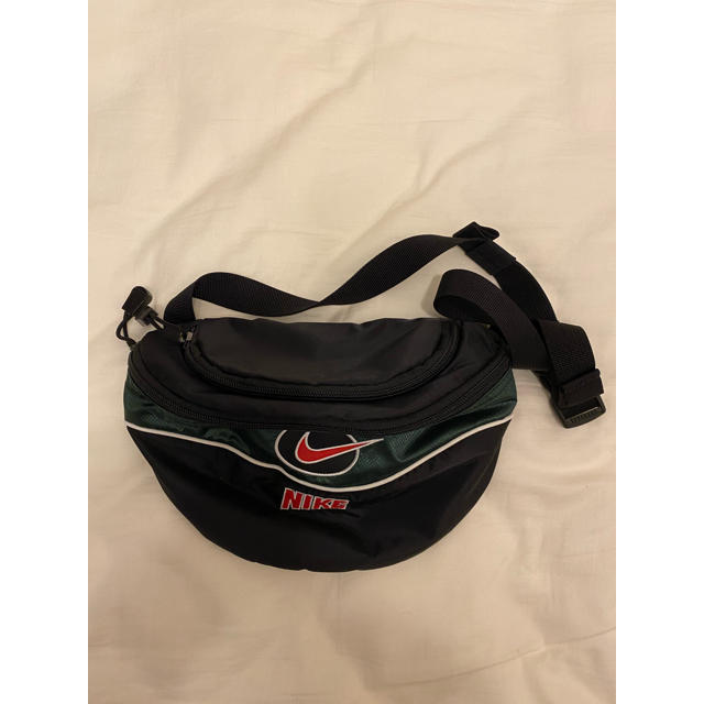 Supreme(シュプリーム)のSUPREME19SS NIKE Shoulder Bag ウエストポーチ メンズのバッグ(ショルダーバッグ)の商品写真