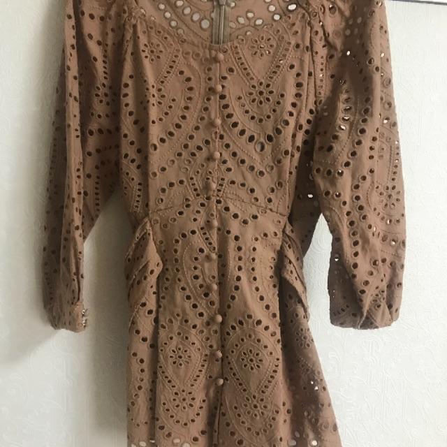 Apuweiser-riche - Apuweiser-riche  カットレース刺繍ブラウス キャメル