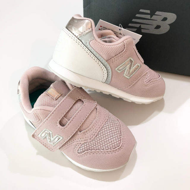 New Balance(ニューバランス)の新品未使用　ニューバランス スニーカー キッズ　996【14cm】 キッズ/ベビー/マタニティのベビー靴/シューズ(~14cm)(スニーカー)の商品写真