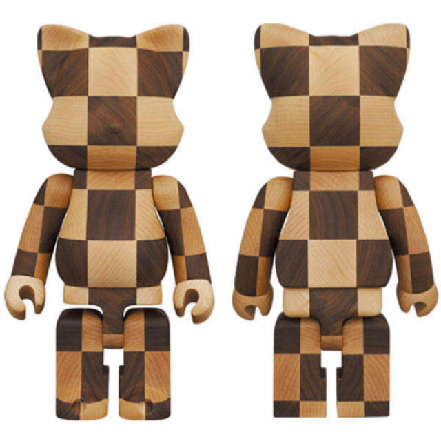 MEDICOM TOY(メディコムトイ)の新品　NY@BRICK カリモク CHESS 400％　ベアブリック　    エンタメ/ホビーのおもちゃ/ぬいぐるみ(キャラクターグッズ)の商品写真