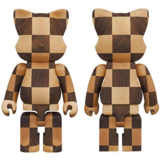 メディコムトイ(MEDICOM TOY)の新品　NY@BRICK カリモク CHESS 400％　ベアブリック　   (キャラクターグッズ)