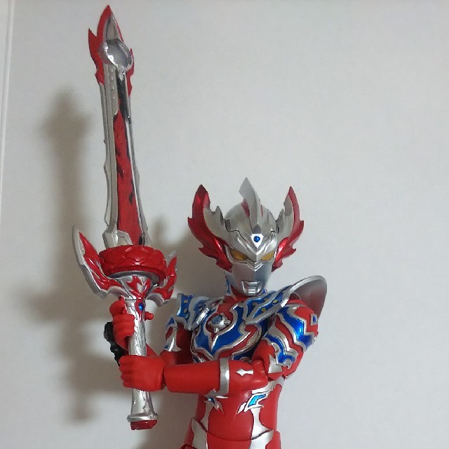 S.H.F ウルトラマンタイガ  トライストリウム