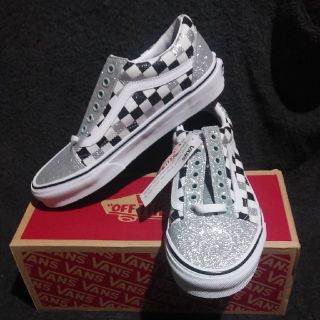 ヴァンズ(VANS)のVANSオールドスクール 22.5ラスト1点のみです。期間限定セール商品(スニーカー)