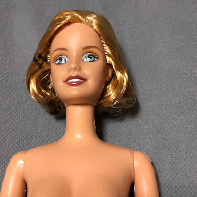 Barbie(バービー)のバービー　本体　e キッズ/ベビー/マタニティのおもちゃ(ぬいぐるみ/人形)の商品写真